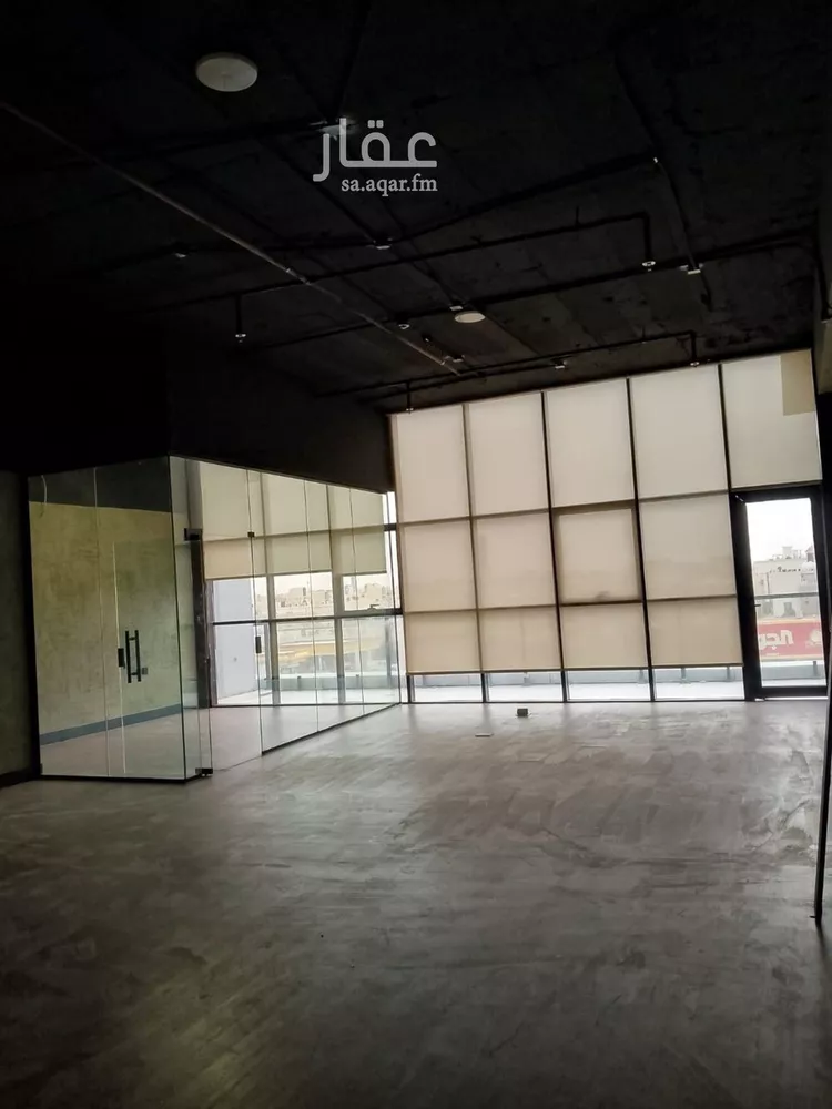 مكتب تجاري للإيجار في شارع وادي الساحل, حي الرمال, مدينة الرياض, منطقة الرياض صورة 5