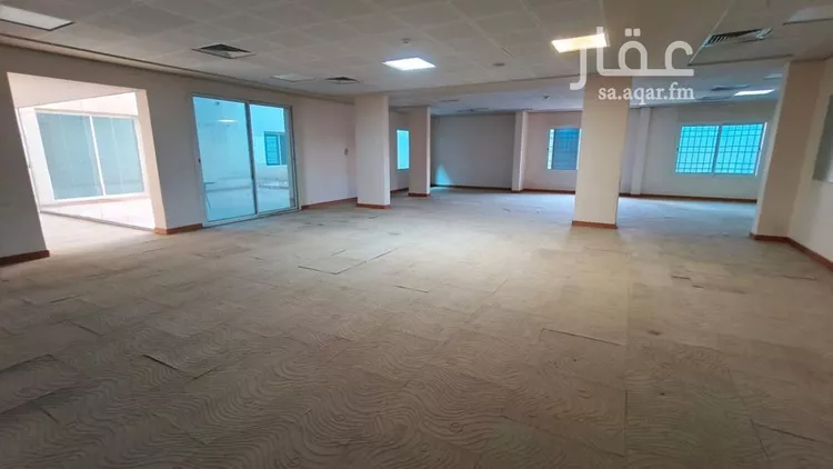 عمارة للإيجار في شارع العليا, حي المروج, مدينة الرياض, منطقة الرياض 10
