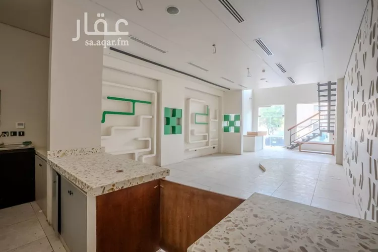 محل للإيجار في شارع الامير مساعد ابن عبدالعزيز, حي الخبرالشمالية, مدينة الخبر, المنطقة الشرقية صورة 2