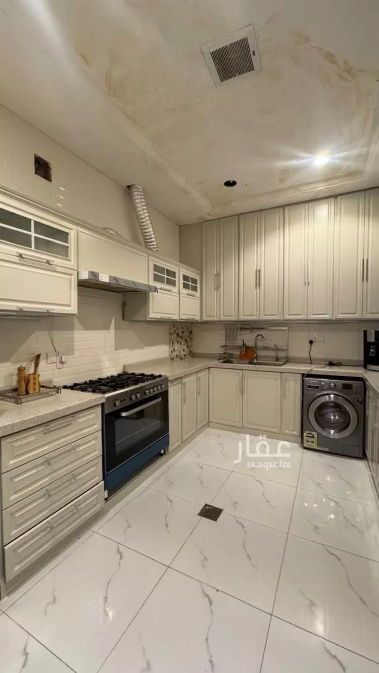 دور للإيجار في شارع الصدق, حي العوالي, مدينة الرياض, منطقة الرياض 8