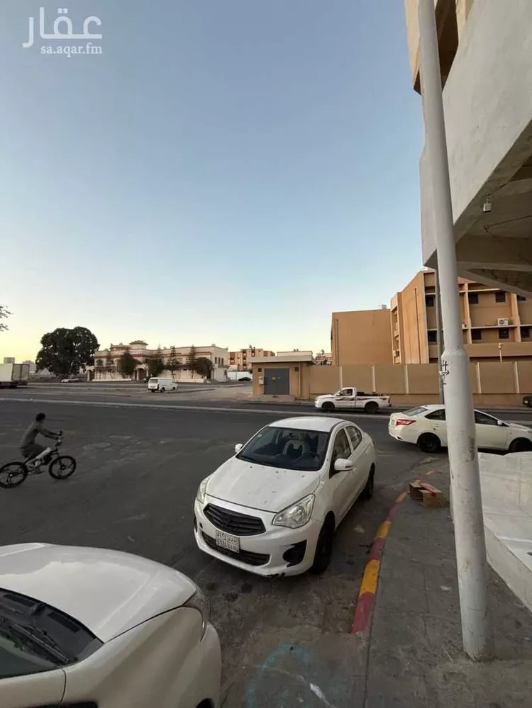 شقة للإيجار في شارع بريدة, حي ضمك, مدينة خميس مشيط, منطقة عسير صورة 3