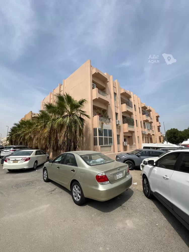 عمارة للبيع في شارع اليرموك, حي مدينة العمال, مدينة الخبر, المنطقة الشرقية 2