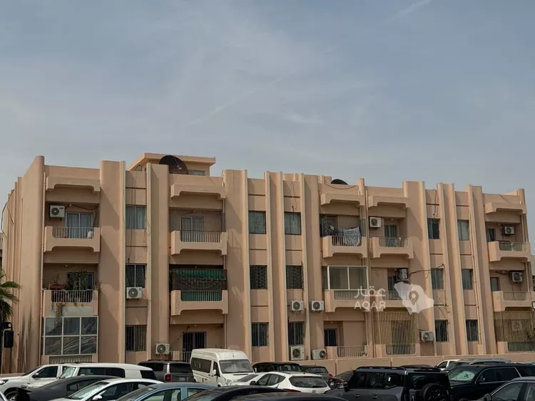 عمارة للبيع في شارع اليرموك, حي مدينة العمال, مدينة الخبر, المنطقة الشرقية 3