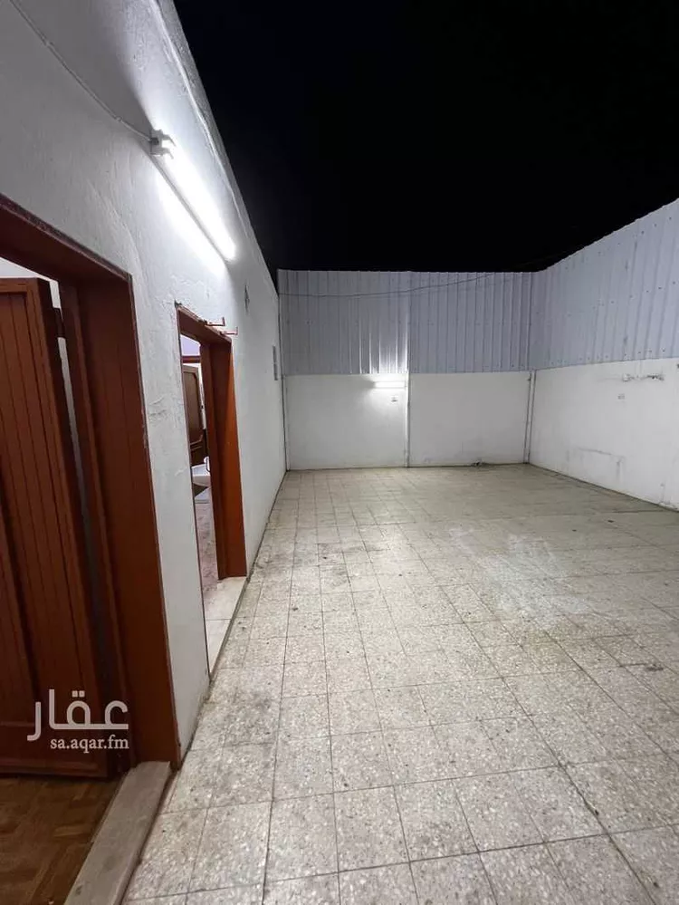 شقة للإيجار في شارع شهيد الدين والوطن عريف/ عبد الرحمن قيسي ، حي العليا ، تبوك ، منطقة تبوك صورة 4