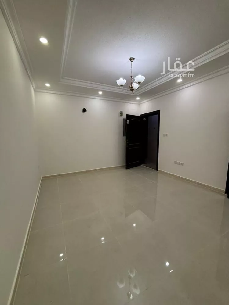 شقة للإيجار في شارع الامير هذلول ابن عبدالعزيز, حي مدينة العمال, مدينة الخبر, المنطقة الشرقية صورة 3