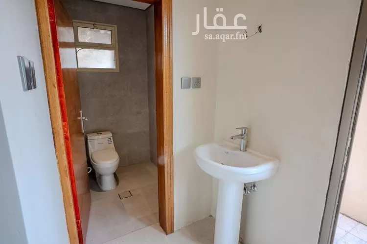 فيلا للإيجار في شارع الوسمه, حي النورس, مدينة الدمام, المنطقة الشرقية صورة 5