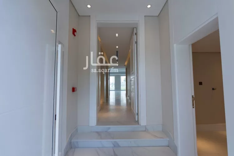 فيلا للإيجار في شارع طريق الملك فهد بن عبدالعزيز, حي السفن, مدينة الخبر, المنطقة الشرقية صورة 2