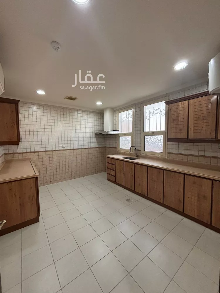 شقة للإيجار في شارع طارق بن زياد, حي قرطبة, مدينة الخبر, المنطقة الشرقية صورة 3