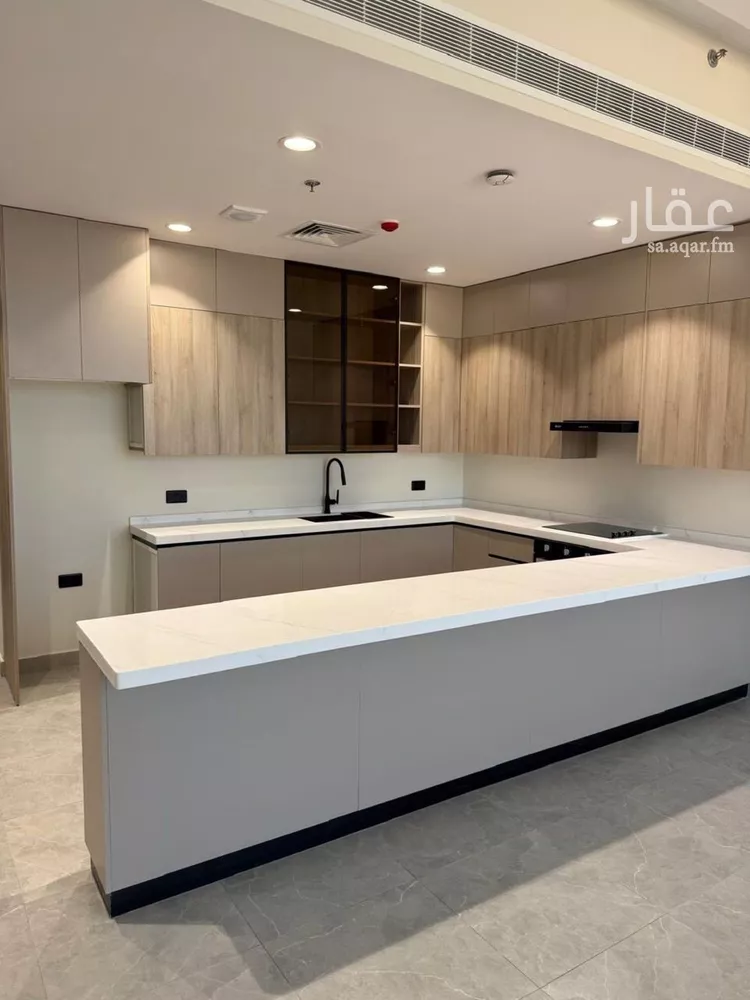 شقة للإيجار في شارع اسحاق بن قبيصه, حي البندرية, مدينة الخبر, المنطقة الشرقية
