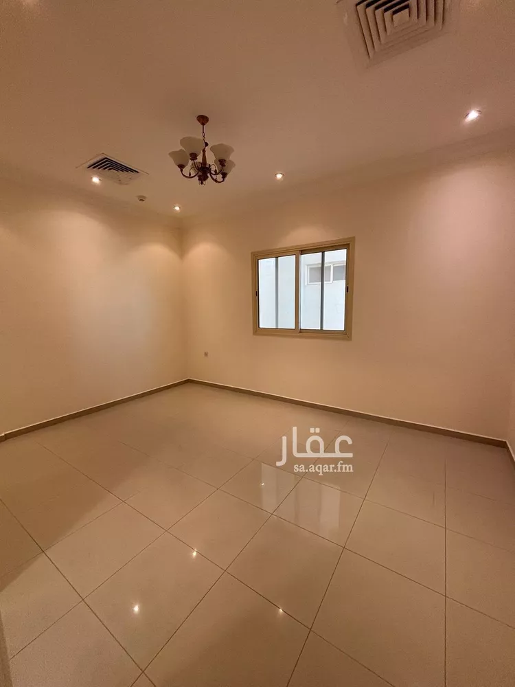 شقة للإيجار في شارع طارق بن زياد, حي قرطبة, مدينة الخبر, المنطقة الشرقية صورة 2