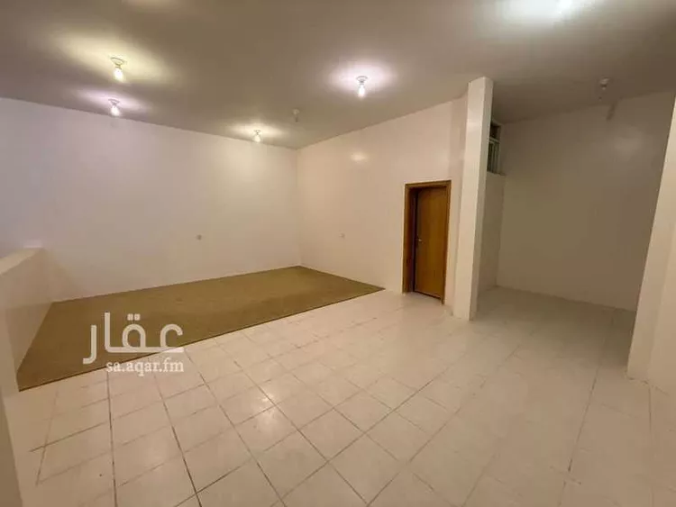 مجمع للبيع في شارع المشهد, حي الوصايف, مدينة أبها, منطقة عسير 7