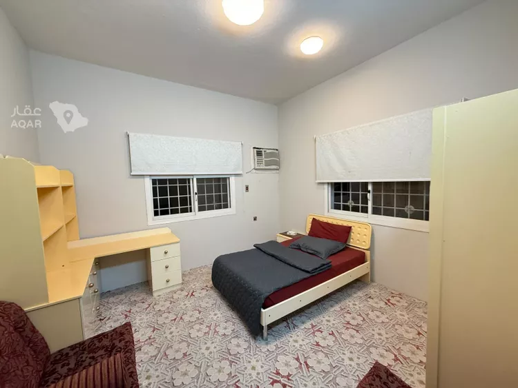 Floor for Rent in Abha Al Wasayif 3