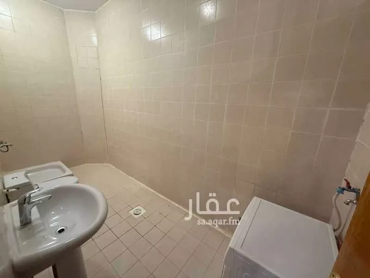 مجمع للبيع في شارع المشهد, حي الوصايف, مدينة أبها, منطقة عسير 6