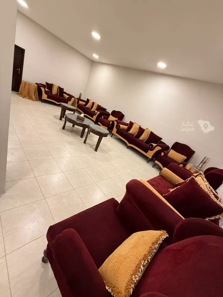 Floor for Rent in Abha Al Wasayif 6