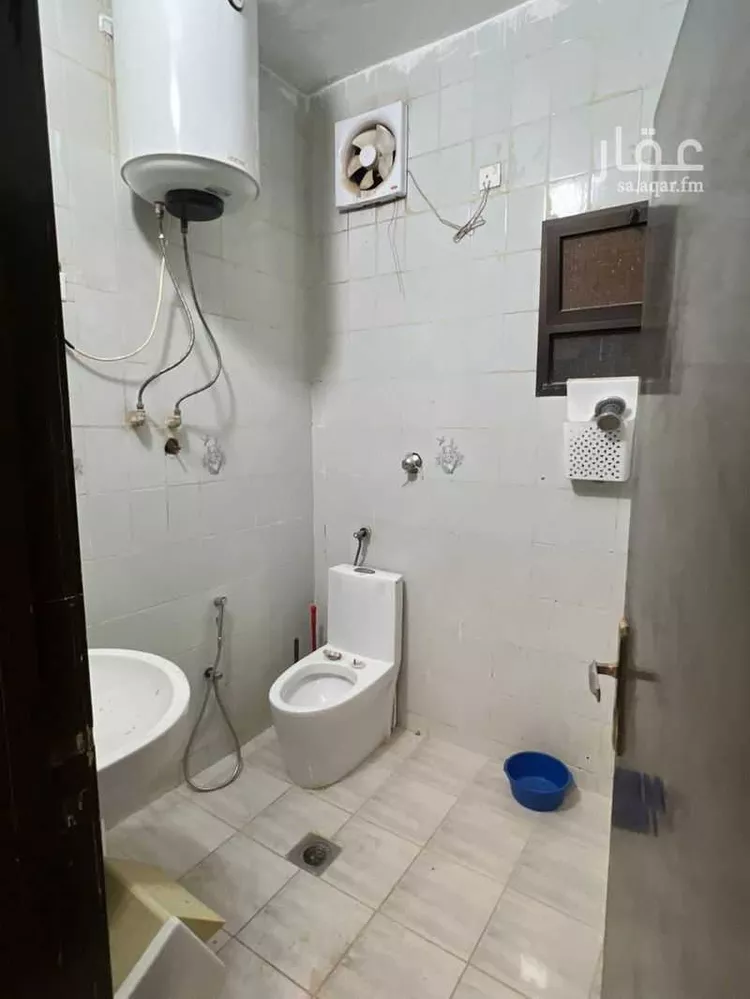 فيلا للإيجار في شارع النقيل, حي المنار, مدينة الرياض, منطقة الرياض صورة 3