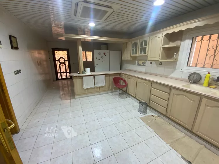 فيلا للبيع في شارع حجر اليمامة, حي الروابي, مدينة الرياض, منطقة الرياض 13