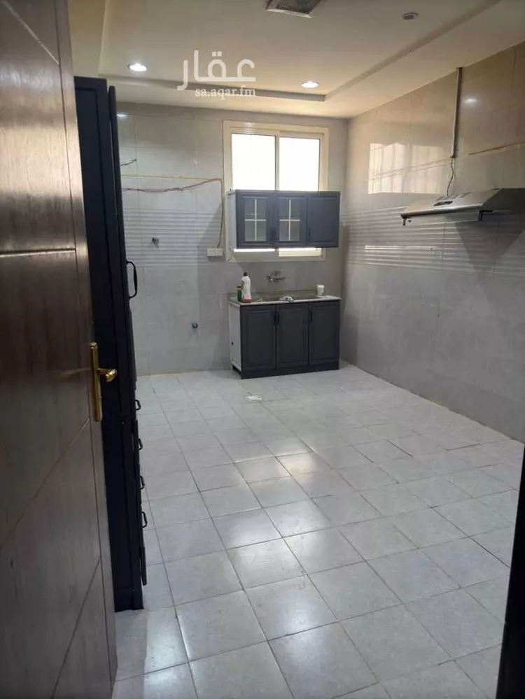 شقة للإيجار في شارع عسير ، حي ظهرة لبن ، الرياض ، منطقة الرياض صورة 5