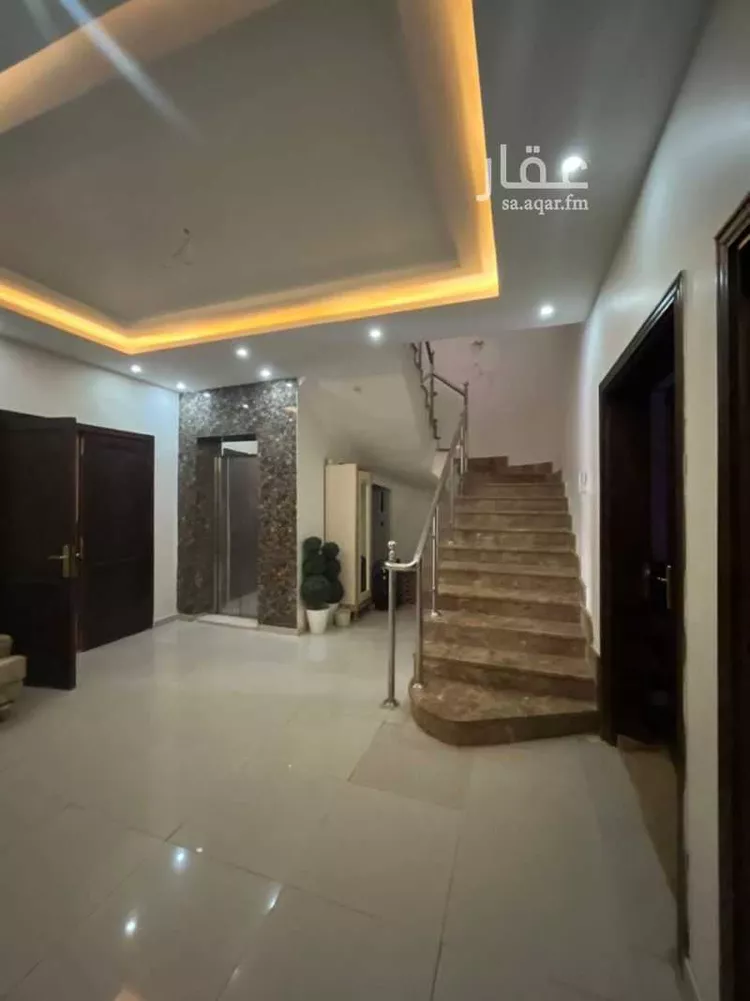 فيلا للبيع في شارع محمد بن شاطر, حي المصيف, مدينة تبوك, منطقة تبوك صورة 2