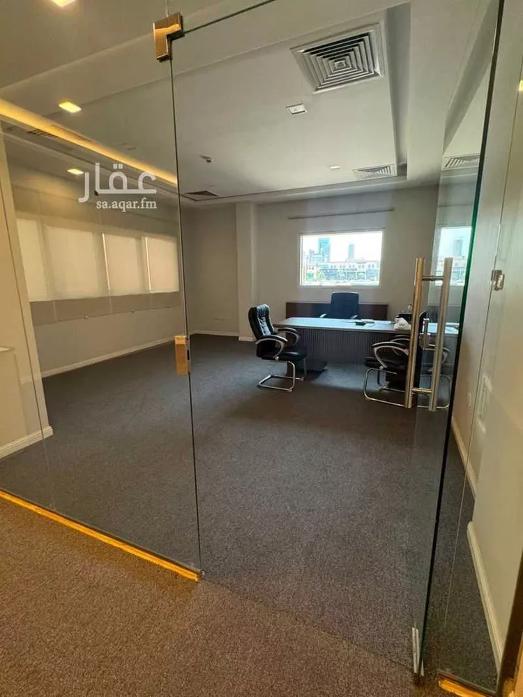 مكتب تجاري للإيجار في شارع الفيروز ابادي, حي البندرية, مدينة الخبر, المنطقة الشرقية صورة 4