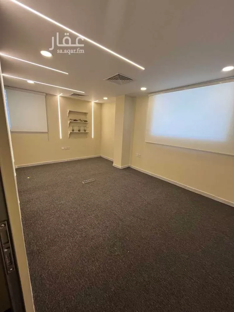مكتب تجاري للإيجار في شارع الفيروز ابادي, حي البندرية, مدينة الخبر, المنطقة الشرقية صورة 5