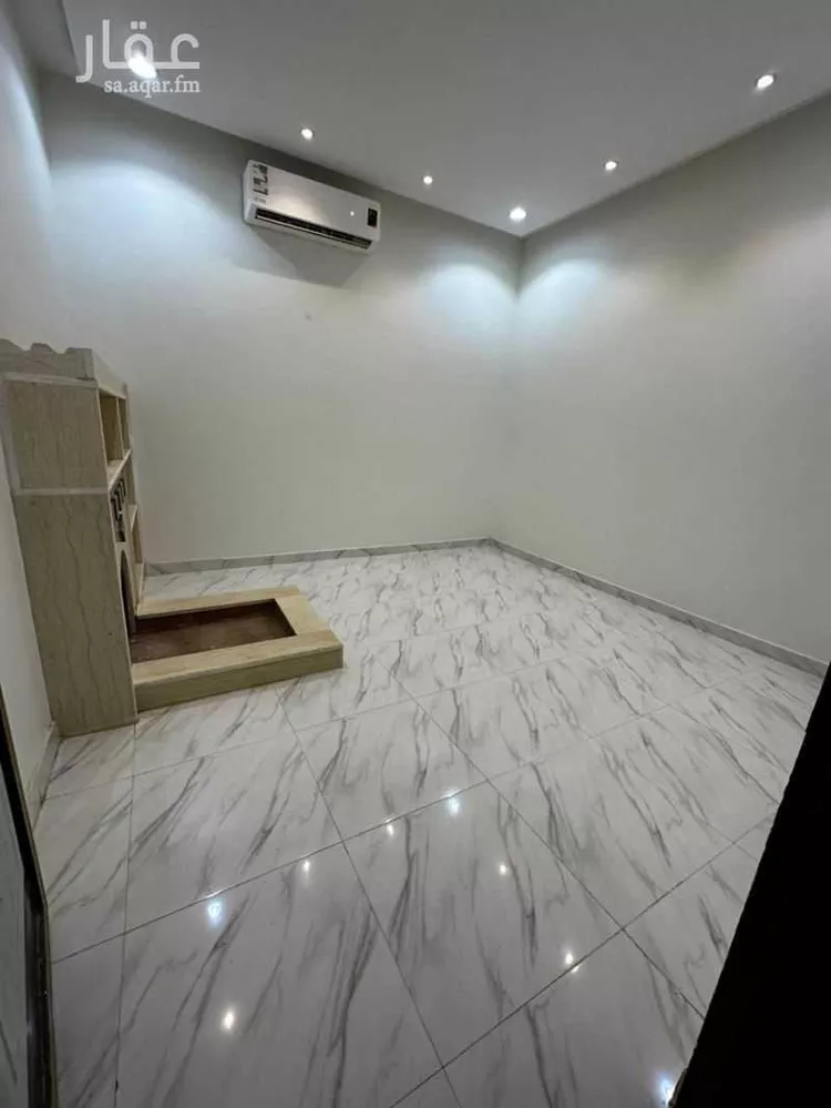 فيلا للإيجار في شارع روضة الفرس, حي العريجاء الأوسط, مدينة الرياض, منطقة الرياض صورة 3