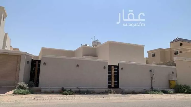 دور للبيع في حي العزيزية, مدينة الدوادمى, منطقة الرياض