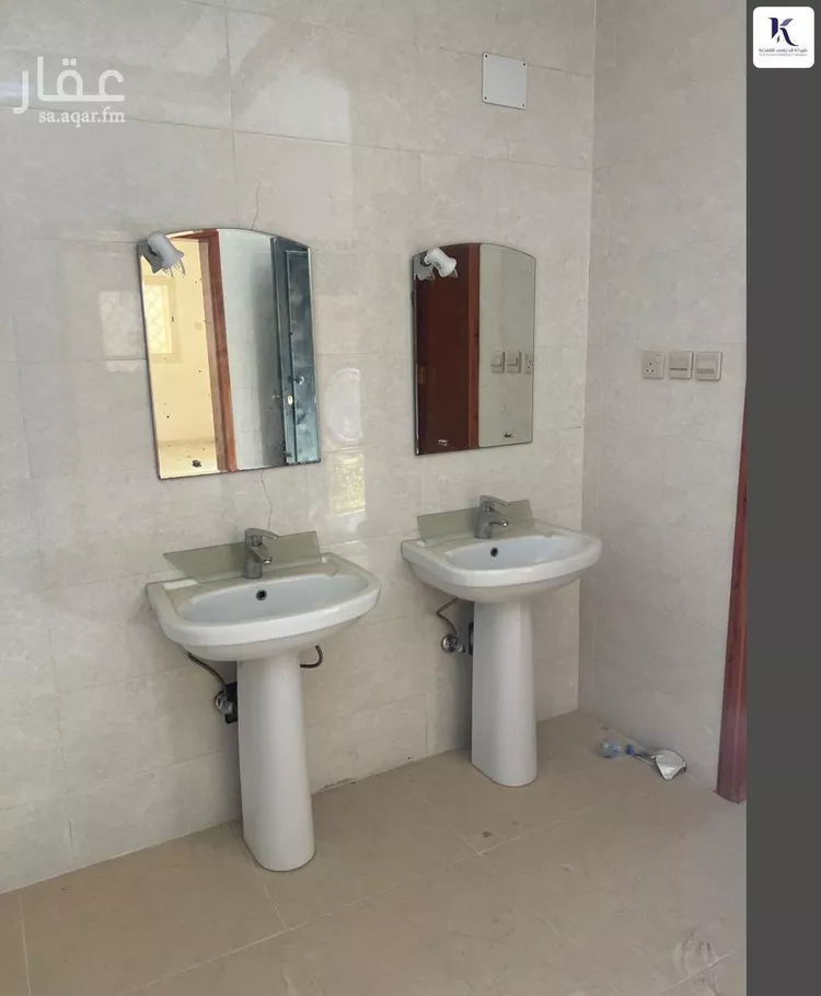 عمارة للبيع في شارع 9 الصفا, حي الصفاء, مدينة أبها, منطقة عسير صورة 3