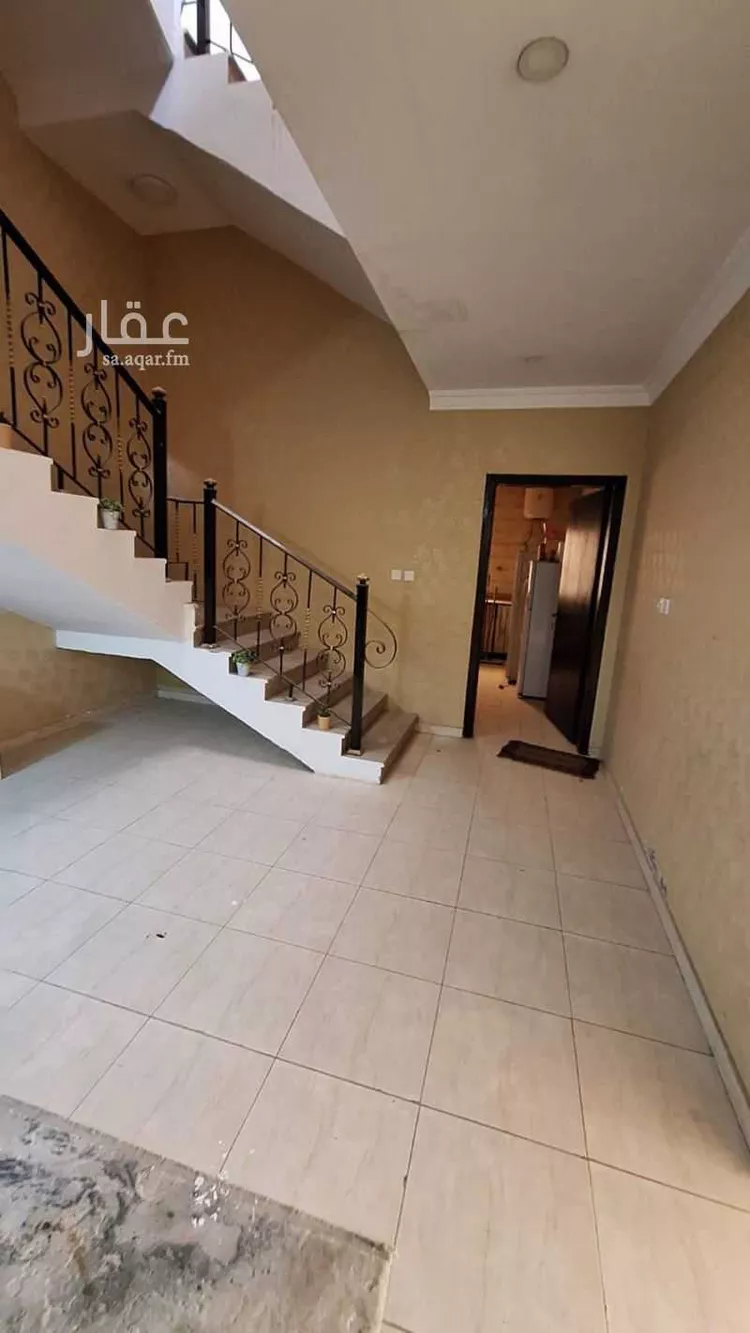 فيلا للبيع في شارع عبدالله ابن الخطاب, حي ضاحية الملك فهد, مدينة الدمام, المنطقة الشرقية صورة 4