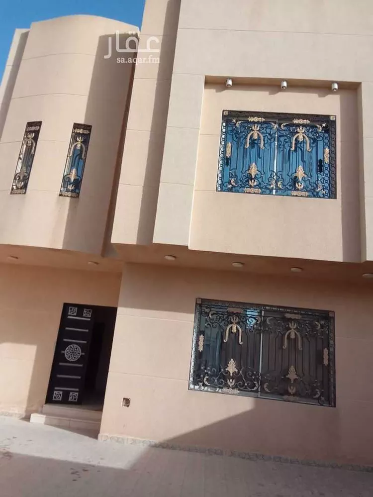 فيلا للبيع في شارع محمد ناصر الحمود, حي القيروان, مدينة الرياض, منطقة الرياض صورة 3