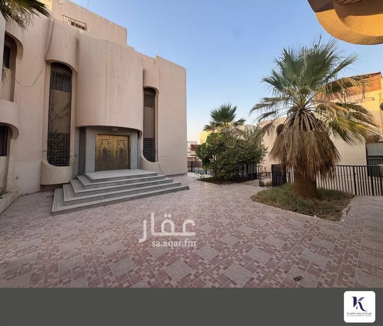 فيلا للبيع في شارع المنذر بن الطفيل, حي الربوة, مدينة الرياض, منطقة الرياض