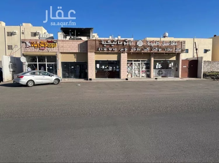محل للبيع في شارع خالد ابن عقبة القرشي, حي الملك فهد, مدينة المدينة المنورة, منطقة المدينة المنورة