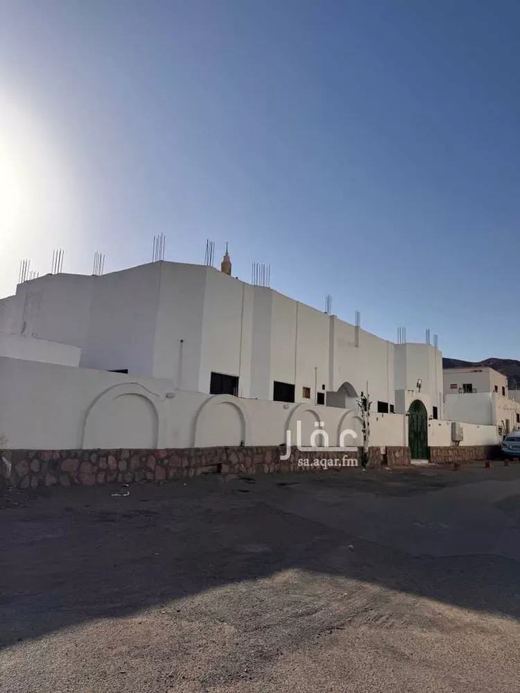 عمارة للبيع في شارع ممر مشاه 86, حي الشهداء, مدينة المدينة المنورة, منطقة المدينة المنورة صورة 4