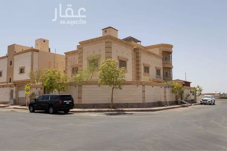 فيلا للبيع في شارع بجاد ابن السائب, حي العاقول, مدينة المدينه المنوره, منطقة المدينة المنورة صورة 2