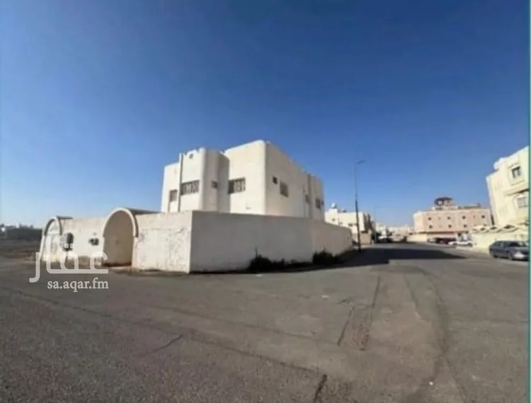 فيلا للبيع في شارع الحسين ابن مطير, حي جشم, مدينة المدينة المنورة, منطقة المدينة المنورة صورة 2