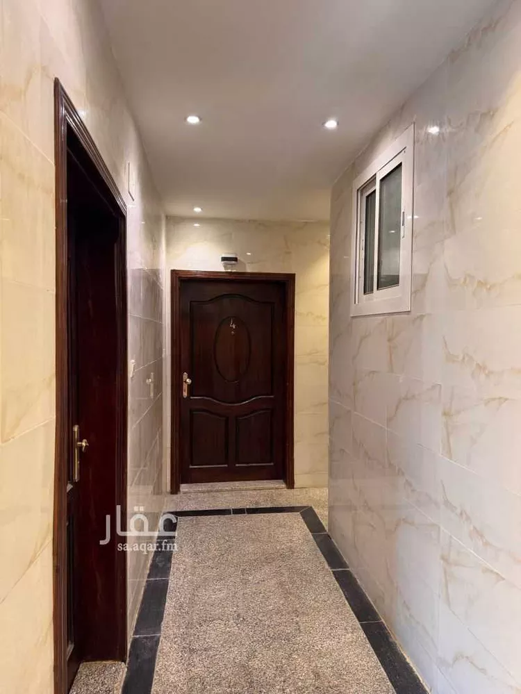 Building for Sale in Medina Al Khalidiyah صورة 4