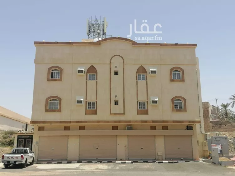 عمارة للبيع في شارع زينب بنت مصعب بن عمير, حي شظاة, مدينة المدينة المنورة, منطقة المدينة المنورة