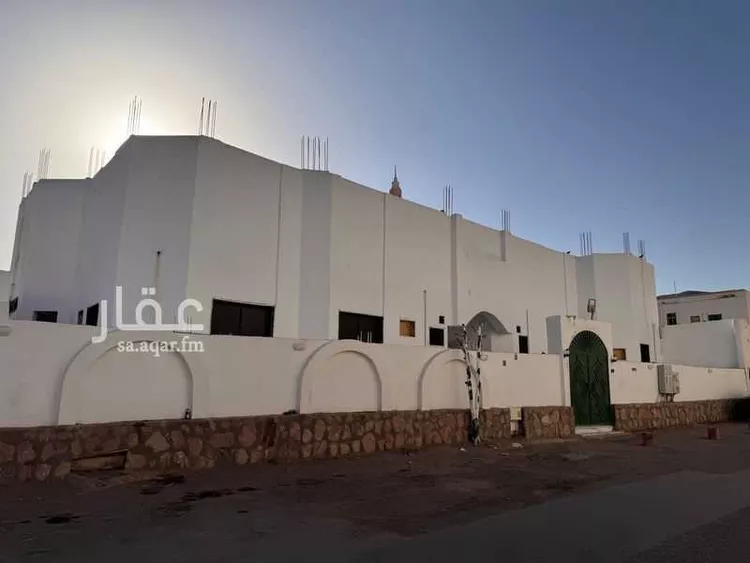 عمارة للبيع في شارع ممر مشاه 86, حي الشهداء, مدينة المدينة المنورة, منطقة المدينة المنورة صورة 2