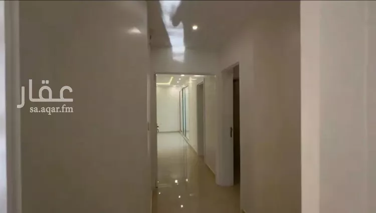 فيلا للبيع في شارع محمد بن ابراهيم اليشكري, حي المطار, مدينة المدينه المنوره, منطقة المدينة المنورة صورة 3