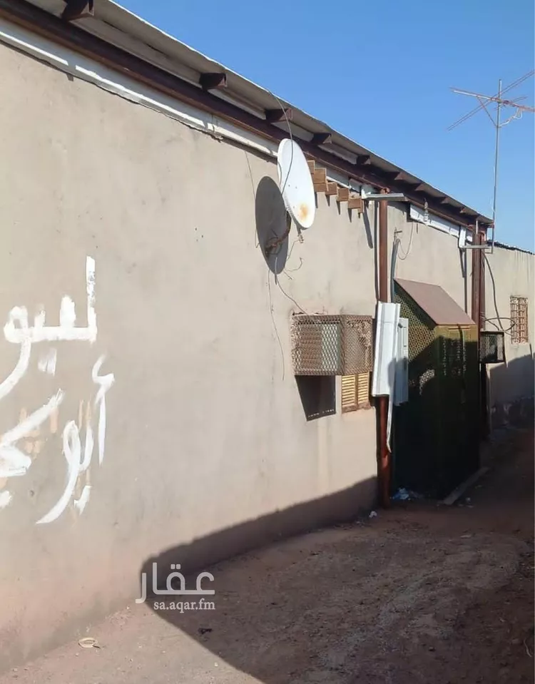 دور للبيع في شارع بينها ابن عمرو الدهمي, حي الزهرة, مدينة المدينة المنورة, منطقة المدينة المنورة صورة 3