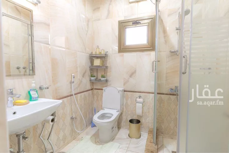 فيلا للبيع في شارع بجاد ابن السائب, حي العاقول, مدينة المدينه المنوره, منطقة المدينة المنورة صورة 5