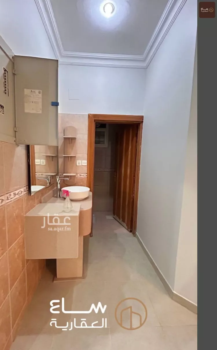 فيلا للبيع في شارع الحريه, حي النهضة, مدينة بريدة, منطقة القصيم صورة 2