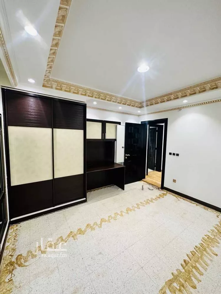 فيلا للبيع في شارع 1036597, حي الخالدية, مدينة حفر الباطن, المنطقة الشرقية 16