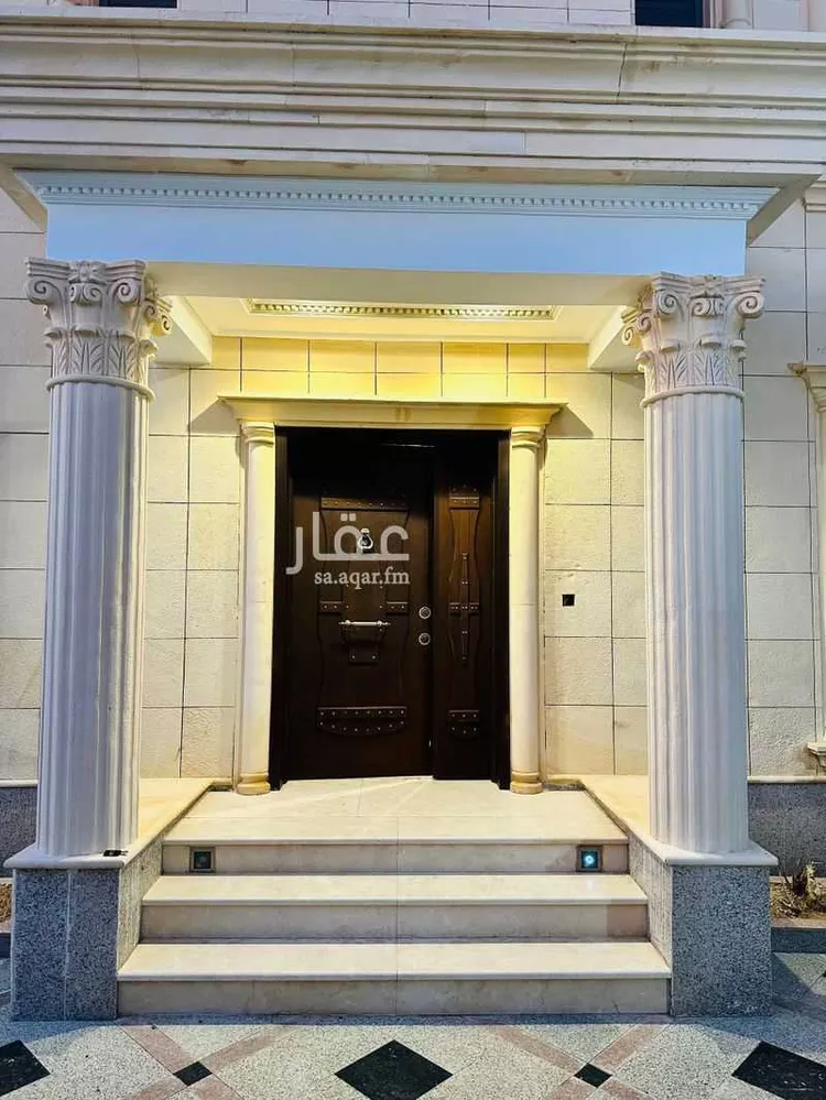 فيلا للبيع في شارع 1036597, حي الخالدية, مدينة حفر الباطن, المنطقة الشرقية 7