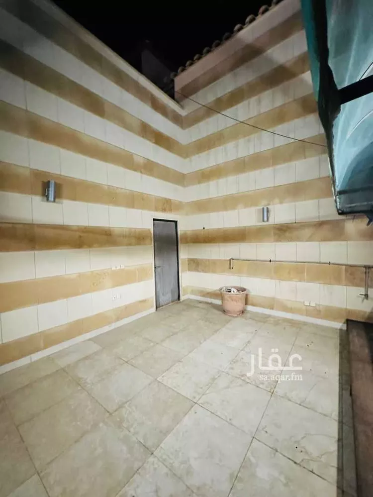 فيلا للبيع في شارع 1036597, حي الخالدية, مدينة حفر الباطن, المنطقة الشرقية 10