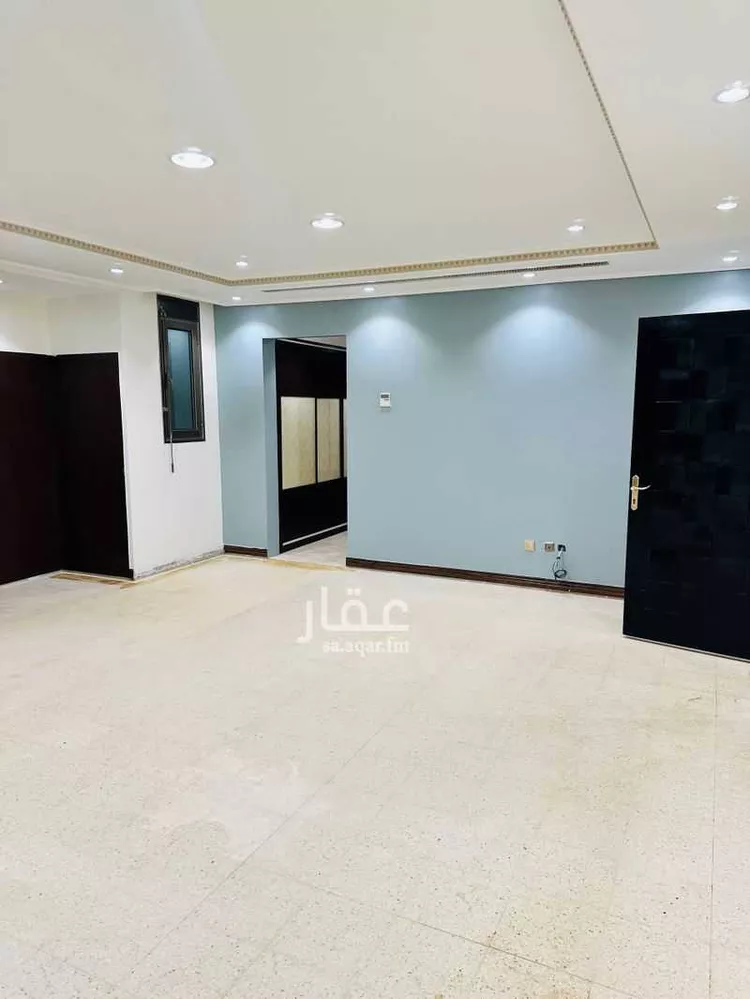 فيلا للبيع في شارع 1036597, حي الخالدية, مدينة حفر الباطن, المنطقة الشرقية 9
