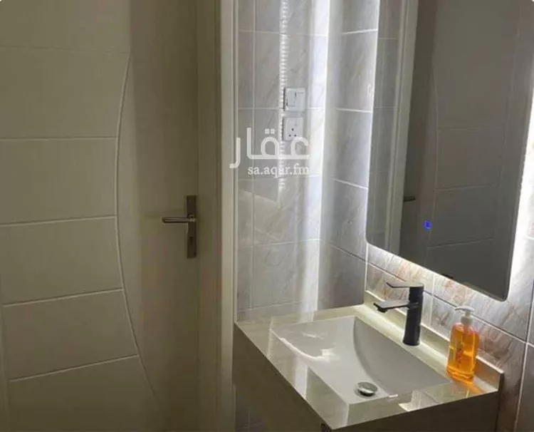 شقة للإيجار في شارع القحيف العنبري, حي الروضة, مدينة بريدة, منطقة القصيم صورة 3