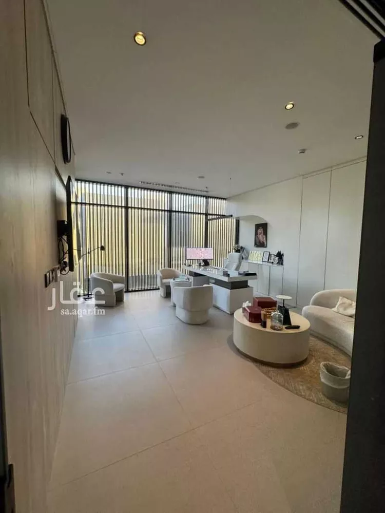 مكتب تجاري للإيجار في شارع ابي بكر الصديق الفرعي ، حي الربيع ، الرياض ، منطقة الرياض صورة 2