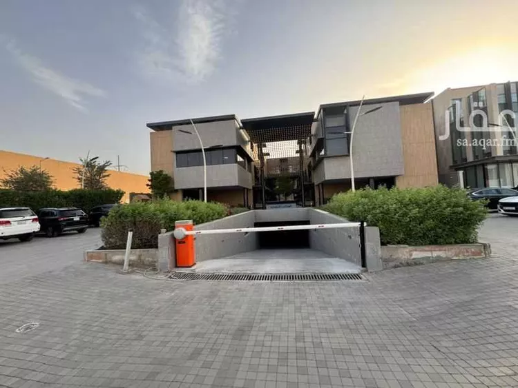 مكتب تجاري للإيجار في شارع ابي بكر الصديق الفرعي ، حي الربيع ، الرياض ، منطقة الرياض صورة 5