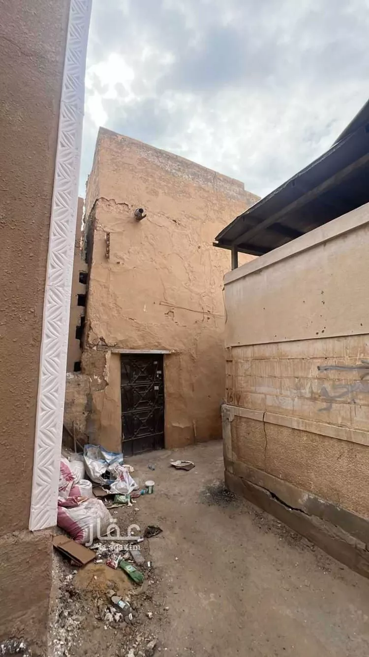 فيلا للبيع في شارع الكرة ، حي الديرة ، الرياض ، منطقة الرياض