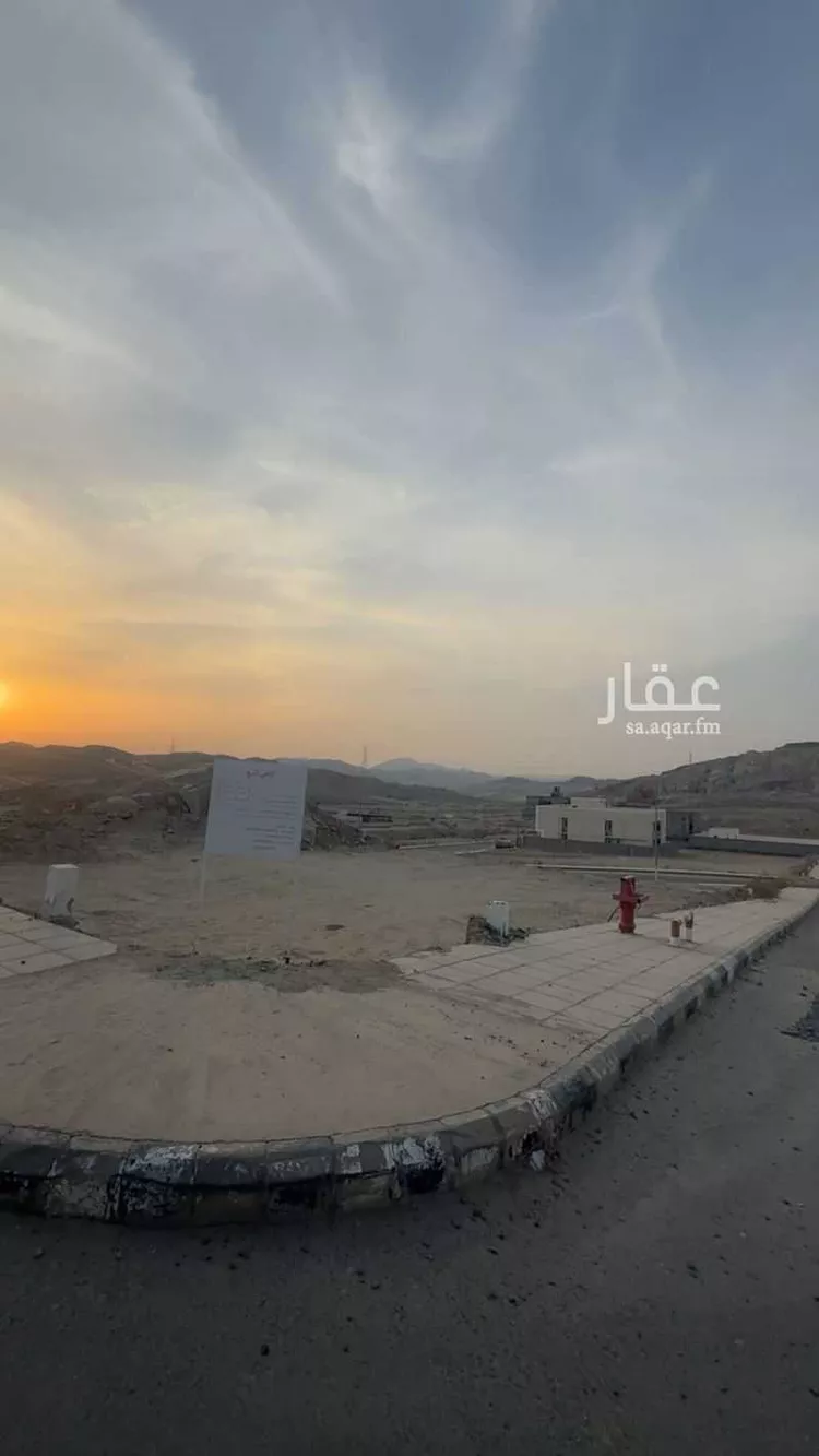 أرض للبيع في شارع إبراهيم الباهلي, حي الصفوة, مدينة مكة المكرمة, منطقة مكة المكرمة 12